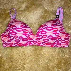 NWOT Victoria's Secret bra